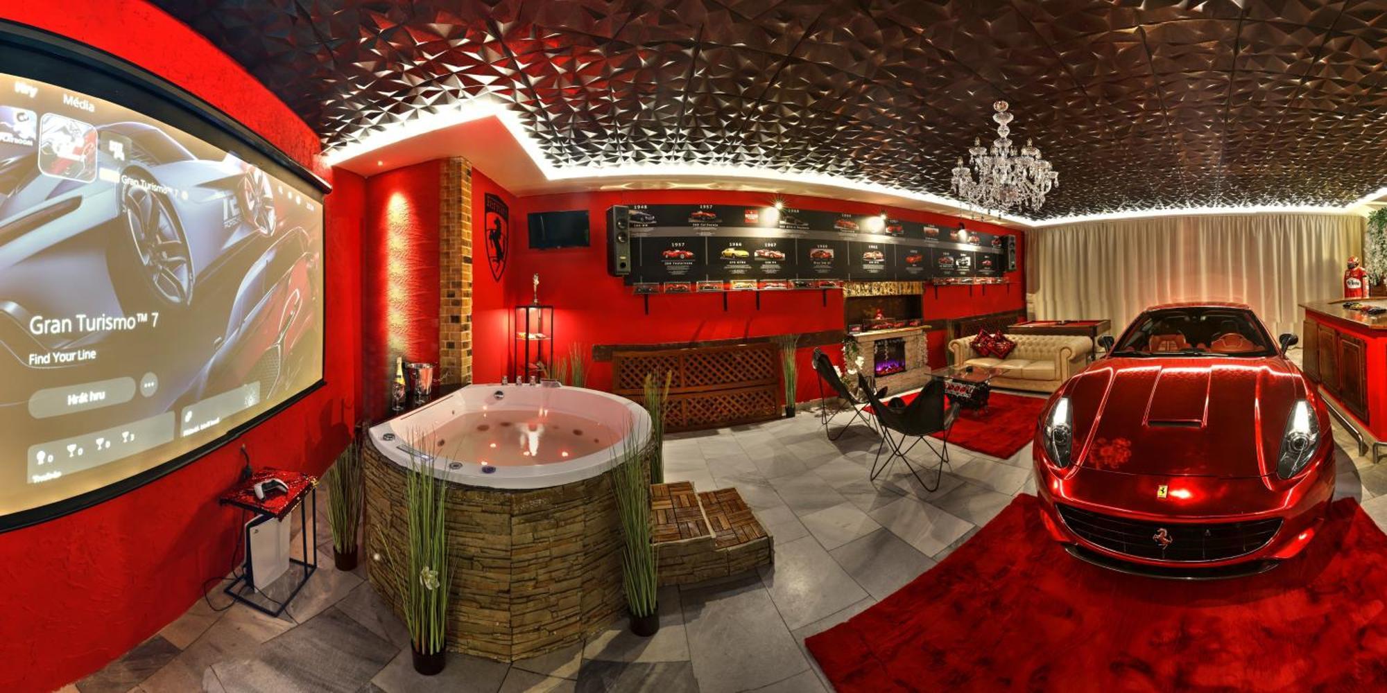 Ferrari Wellness Apartman Пардубице Экстерьер фото